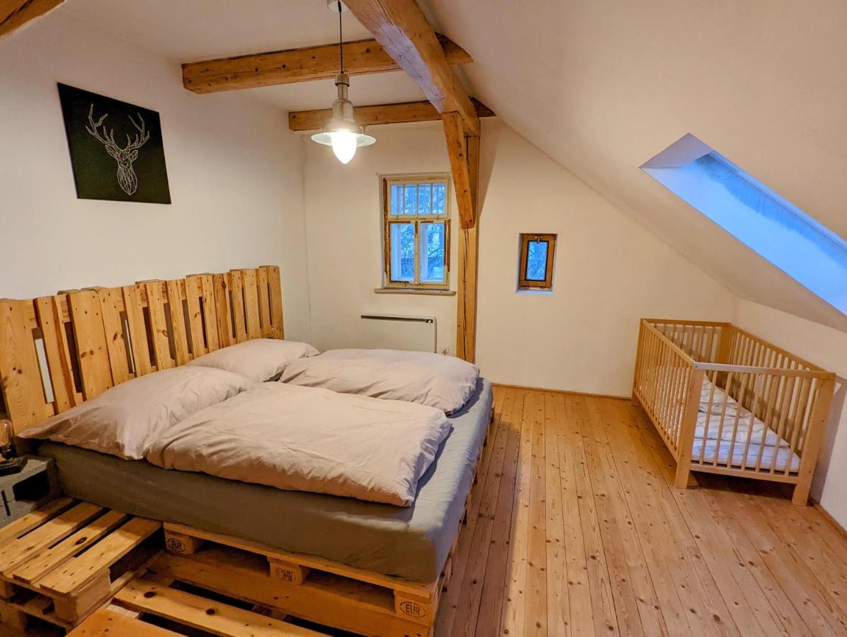Chalupa, Kde Bejval Kram Vysoke nad Jizerou Exterior photo